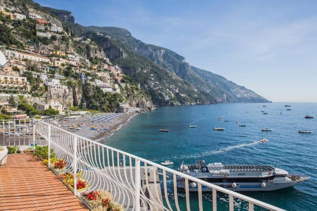 I Delfini Holiday House Positano Eksteriør billede