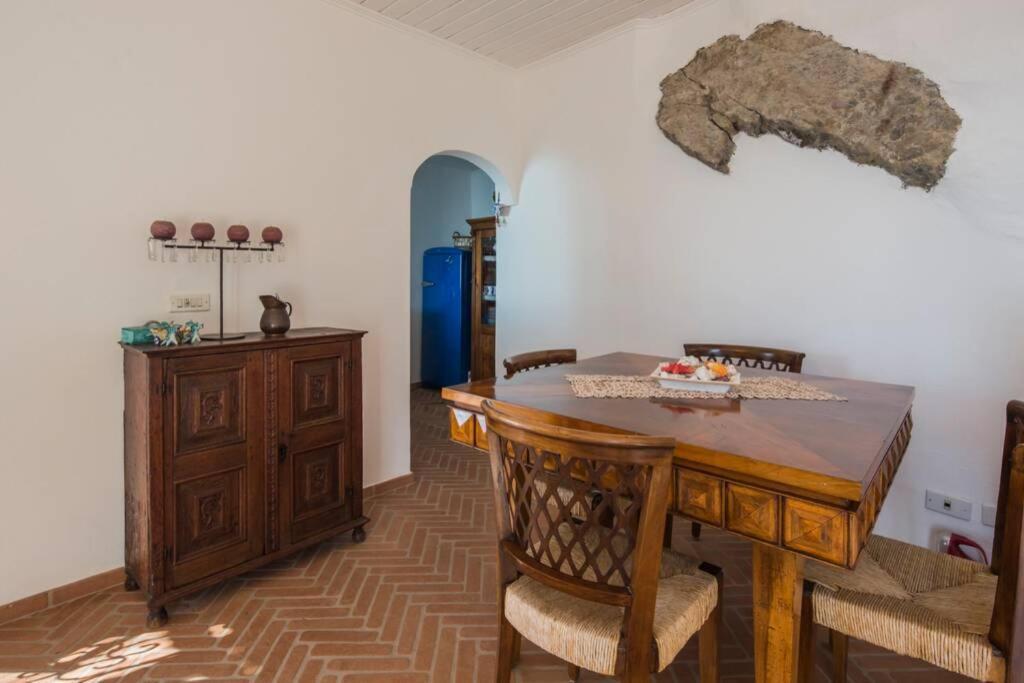 I Delfini Holiday House Positano Eksteriør billede