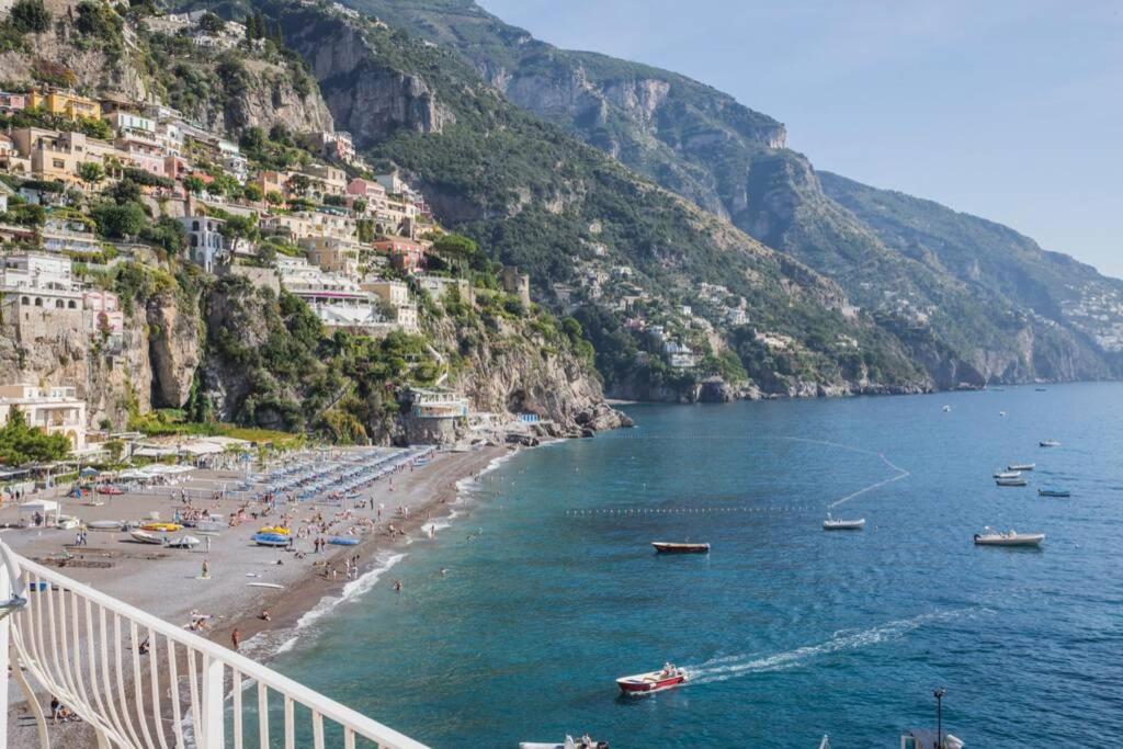 I Delfini Holiday House Positano Eksteriør billede