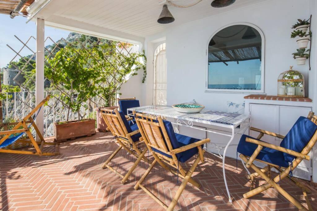 I Delfini Holiday House Positano Eksteriør billede